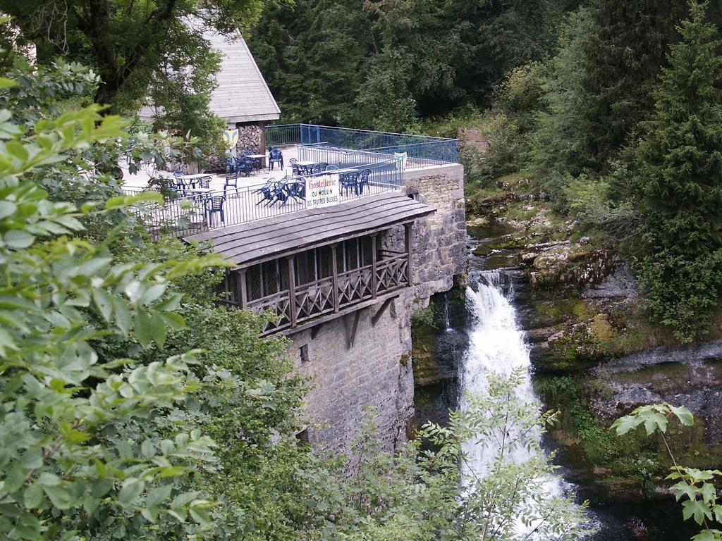 Hotel Aux Truites Bleues Fort-du-Plasne Exterior foto